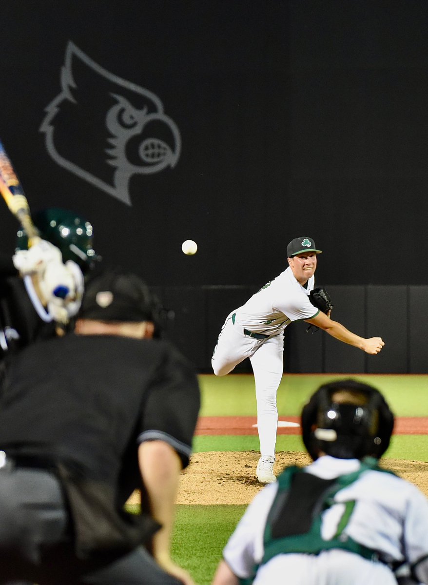 trinitysports's tweet photo. Trinity Baseball. 7th Region Championship. 

Two more strikeouts for Willoughby in the top of the fifth inning. 

B5 | Rocks 0 - Tigers 0

Haywood, Meredith, &amp; Cannady-Miller due up for the Rocks.

☘️⚾️ https://t.co/DiJRyWyTdA