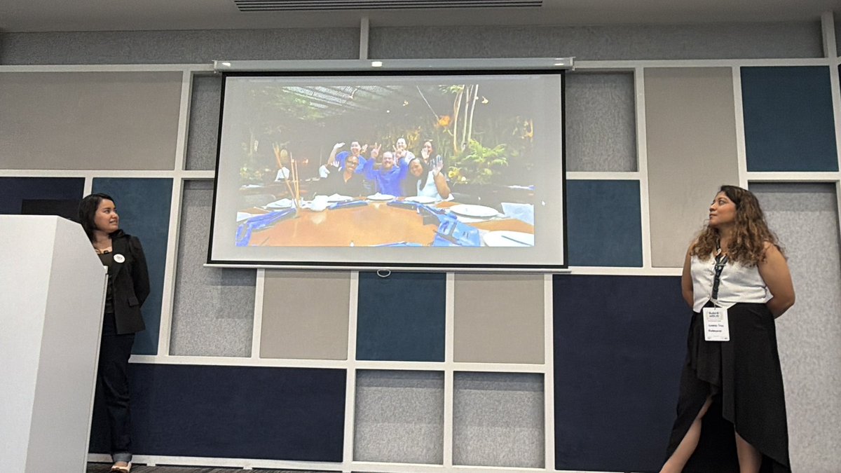 helenismo's tweet photo. Running last meetup of the month .
Sharing about us @torcdotdev with Monterrey Community 🤠🙂‍↔️
Feat @gdg_mty @LaMatemaga and @aileenvl  ⚡️ https://t.co/lC9j8rvSCW