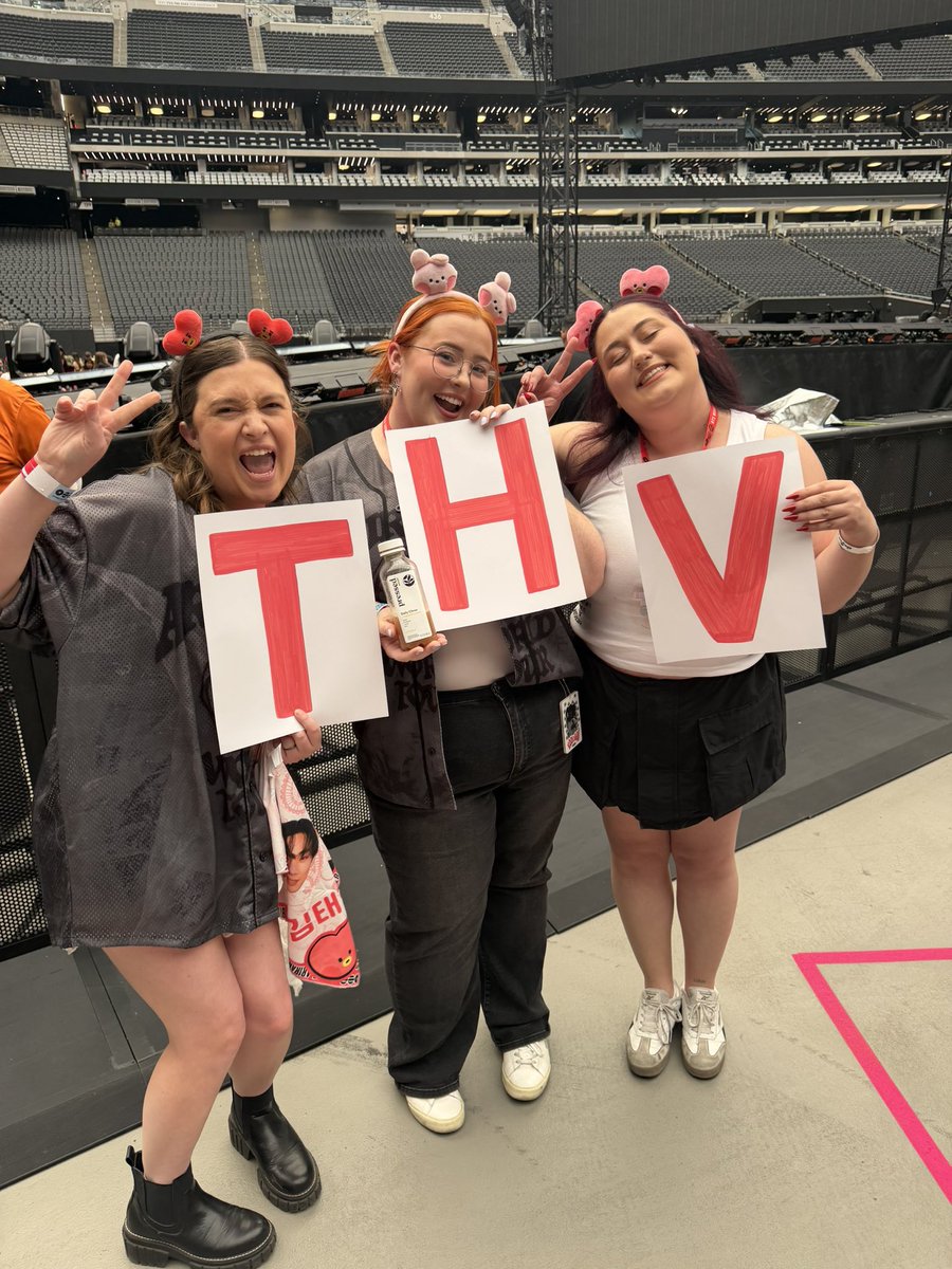 taylor ⁷ tweet media