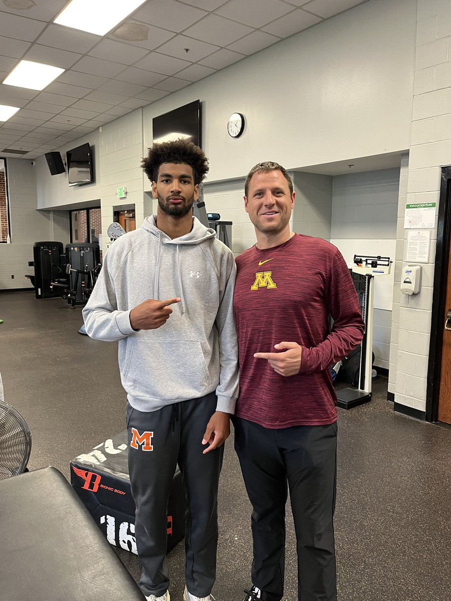 Carlos “Smooth” Ferguson 3⭐️ tweet media