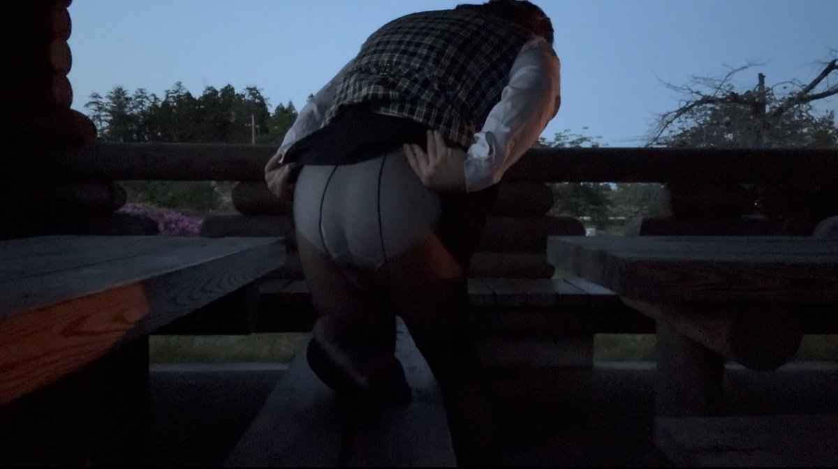 mayonoyume's tweet photo. 足裏とおちり🍑 https://t.co/Ruy158DGBQ