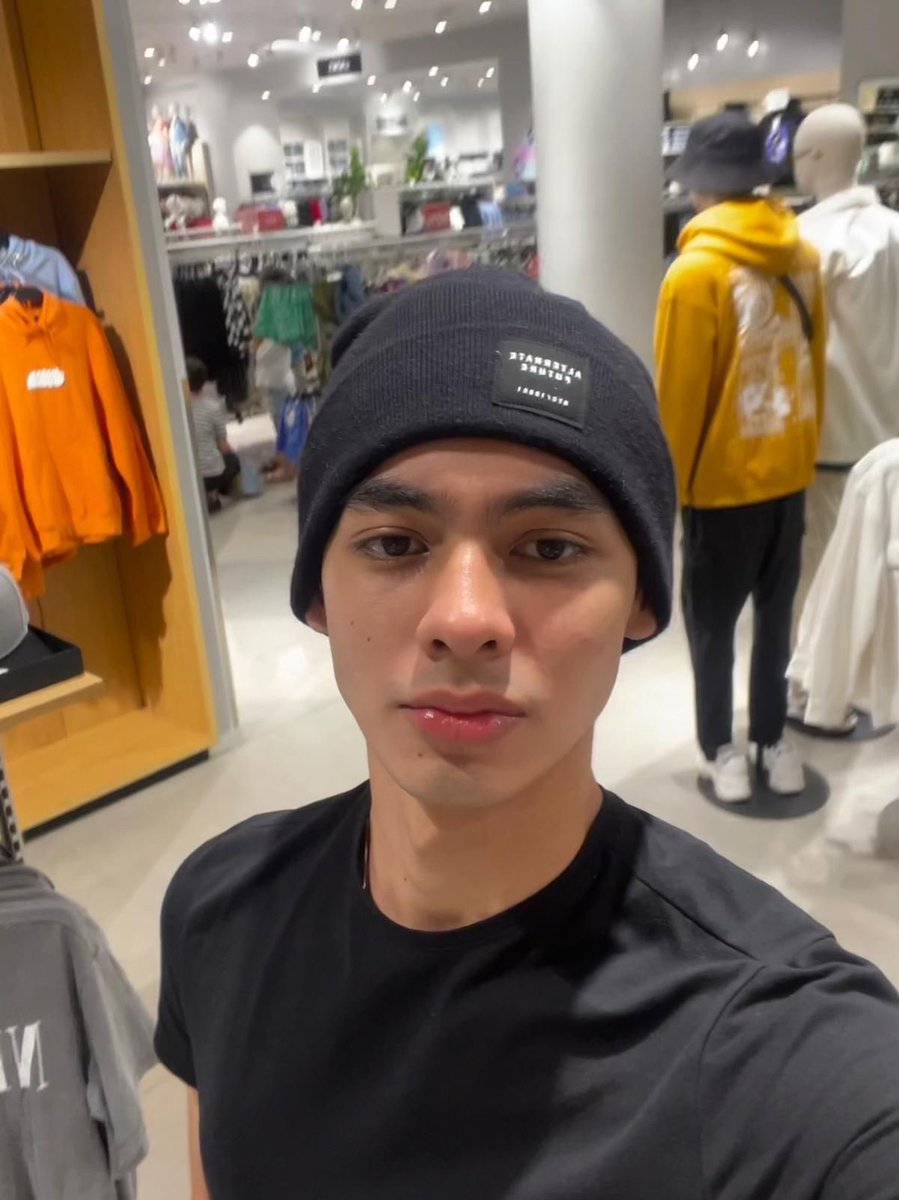 nas_lofa's tweet photo. Fattnic🖤 https://t.co/maPzMa3Zhd