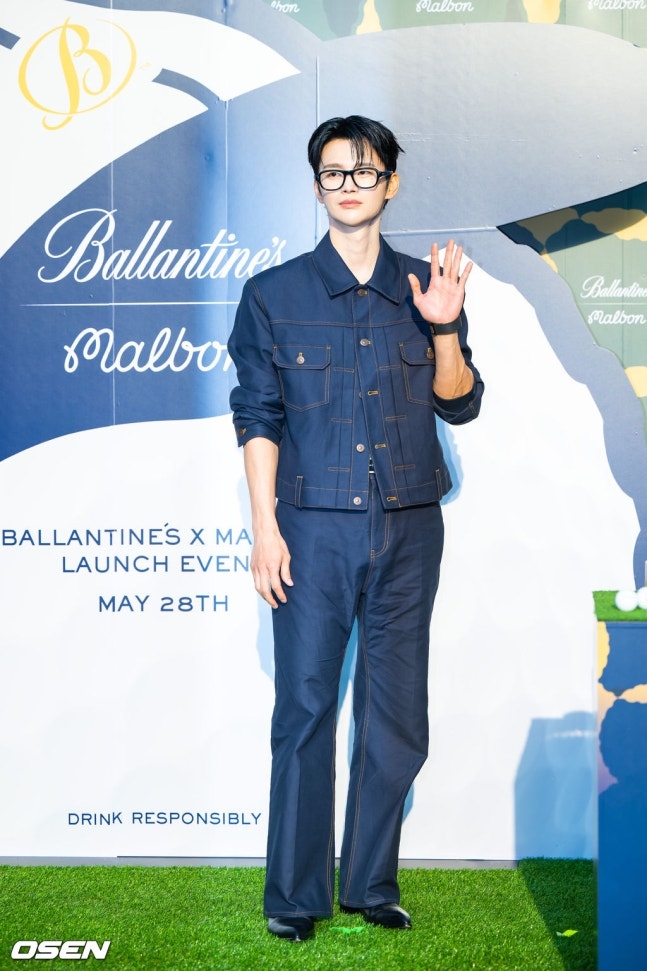 Kstyle_news's tweet photo. 【PHOTO】ソ・イングク、ウイスキーブランド「Ballantine's」のイベントに出席 https://t.co/MP9XqNyF5N https://t.co/fQDuCUFhw8