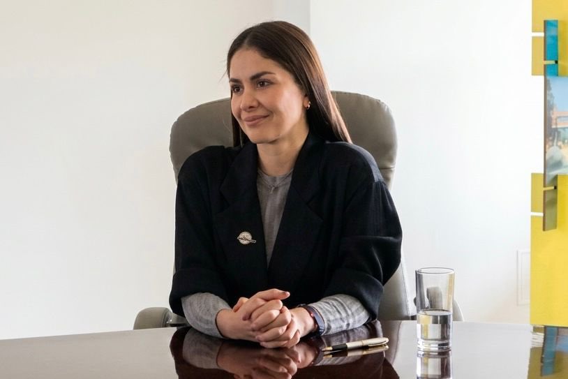 GobdeSantander's tweet photo. Desde la Gobernación de Santander seguimos trabajando por un Santander más competitivo e innovador. Nos reunimos con la Universidad Santo Tomás, la Cámara de Comercio de Bucaramanga, Zona Franca y demás aliados estratégicos para conformar el comité de trabajo de Santander Innova. Está Acción unificada que fortalece el emprendimiento, la innovación y el desarrollo empresarial de nuestra región

#santandercompetitivo