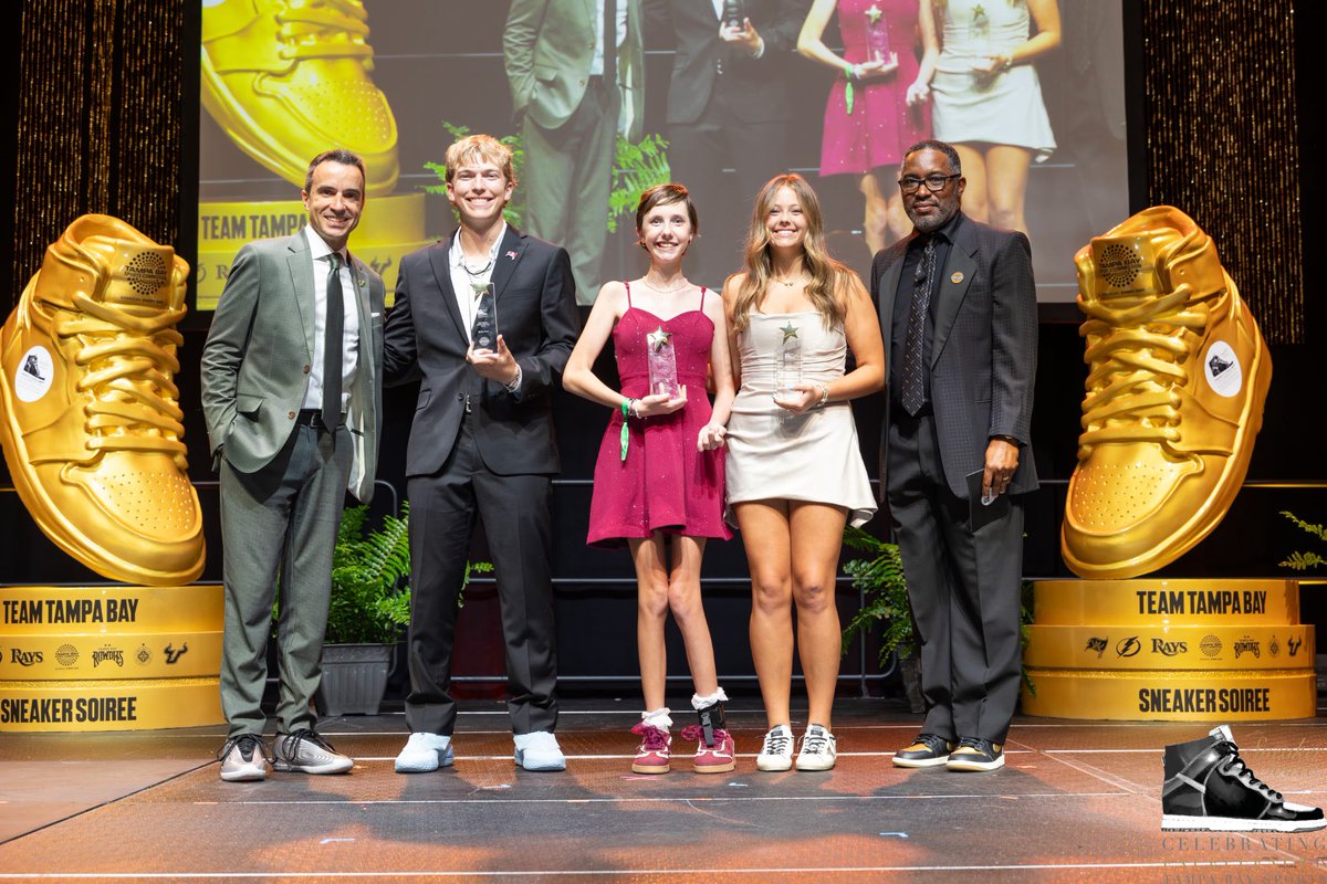 SportsTampaBay's tweet photo. Tonight, we had the honor to rename our Community Hero awards after the person who helped bring to life these incredible stories at our annual Tampa Bay Sneaker Soiree. Thank you, Rob, and we can’t wait to tell more Rob Higgins Community Hero stories. https://t.co/m72hixkgOu