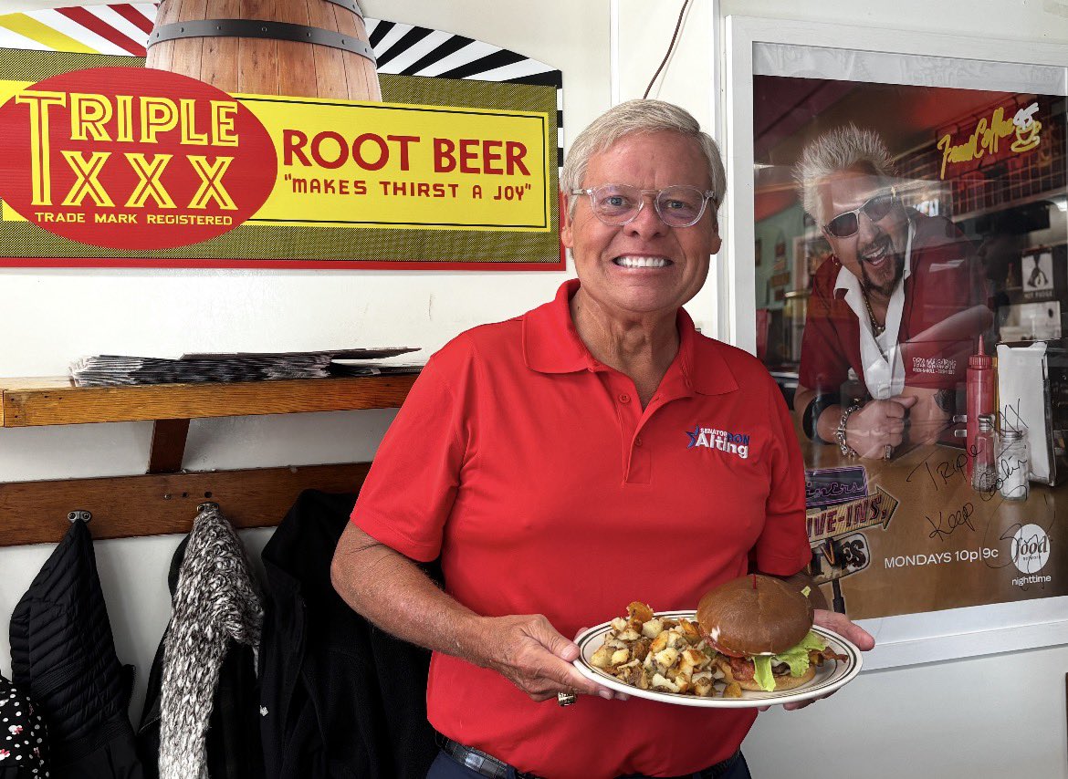 RonAlting's tweet photo. Owners Greg and Carrie Ehresman along with their staff do an incredible job serving their famous hamburgers. 
Upon checking out, I tried the line “I’d gladly pay you Tuesday for a hamburger today!”
It didn’t go over too good - just stares! Young, young cashiers!  
@LifeAtPurdue https://t.co/VAmI8su9ID