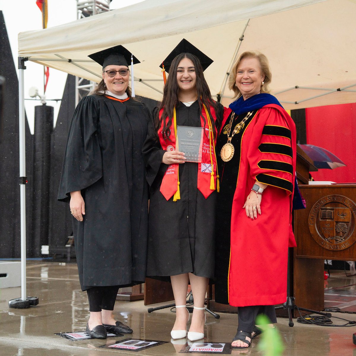 stan_state's tweet photo. Congratulations to Neevada Slaiwah Al Kuba, this year’s final Metzger-Geiger Award recipient. ❤️💛

Neevada earned her B.A. in Liberal Studies with a concentration in Communications and was recognized for academic excellence at #StanState.

#Commencement #StanGrad #WarriorPride https://t.co/PzspkE19gD