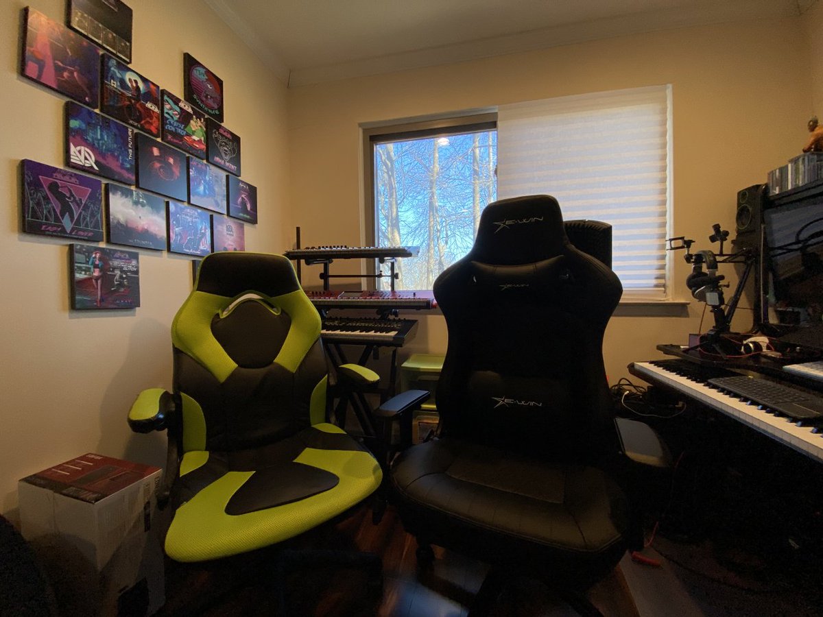 EwinRacing's tweet photo. Which seat wins the setup? 👀 https://t.co/YEQdQQKIM8