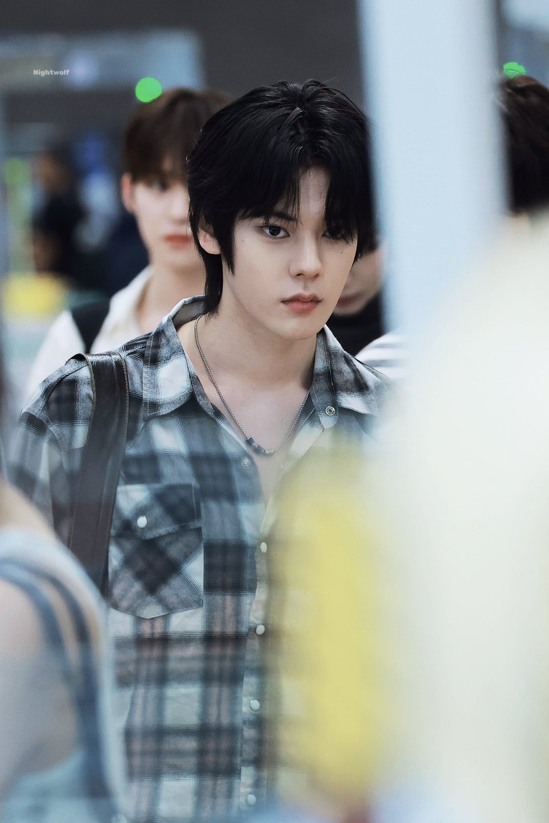 Nightwolf_Nick's tweet photo. 260529

🛫 ICN

#NICHOLAS #니콜라스 #이학래 #SMTR25 #replyhighschool #SMTR25_FM_TOUR_GraduationTrip https://t.co/NRxYjVFOXD