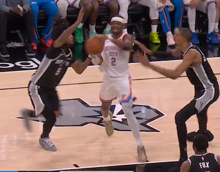 Rahimbtw's tweet photo. you guessed it #nofoul https://t.co/nfJNlxPxc5