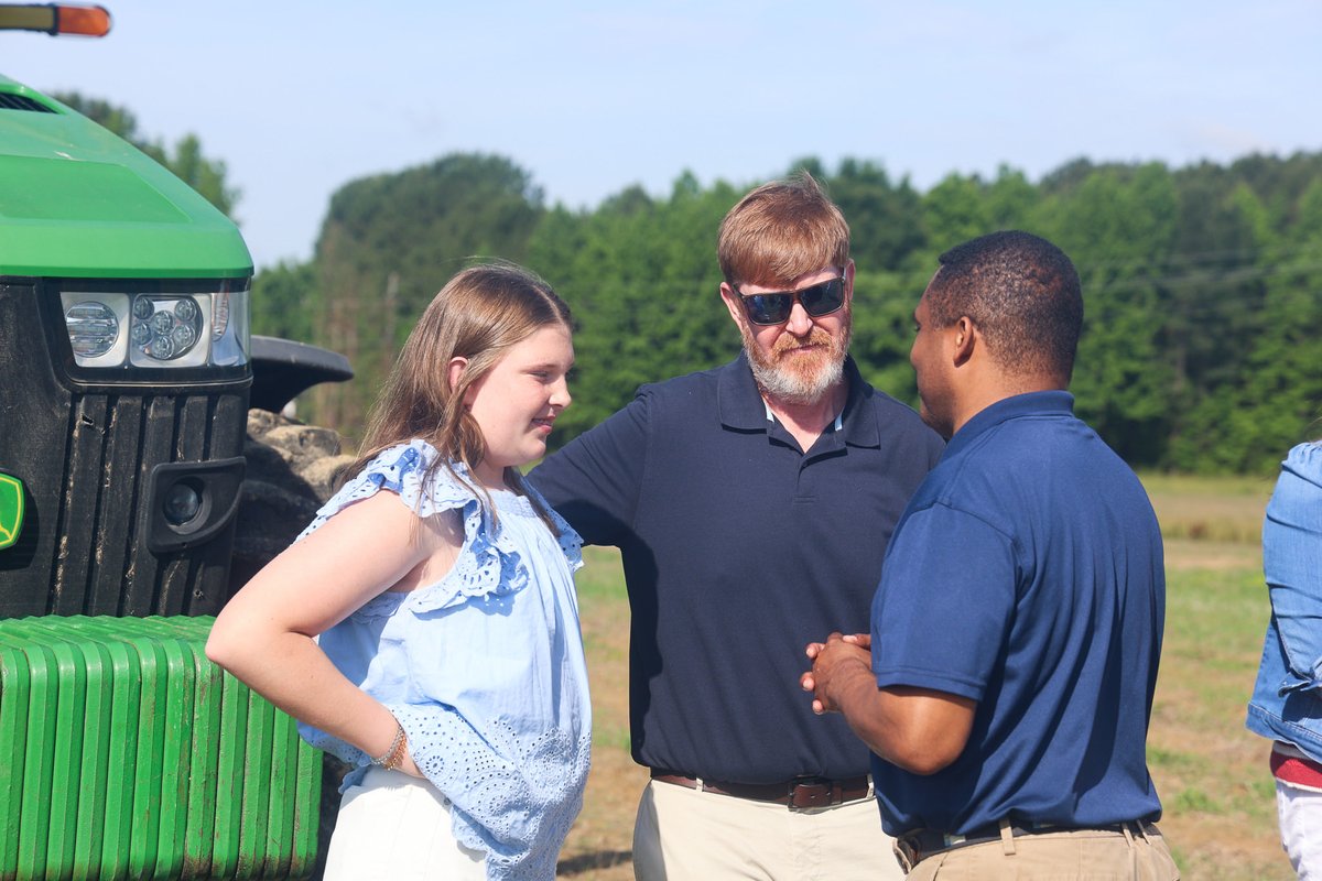 RepDonDavis's tweet photo. Family farms serve as the backbone of eastern North Carolina, but many are facing some of the toughest challenges in a generation.

At Fleming Brothers Farms, we discussed rising costs for fertilizer, fuel, equipment, and supplies that continue to squeeze farm operations. Protecting family farms means safeguarding rural communities and a way of life that has supported eastern North Carolina for generations.