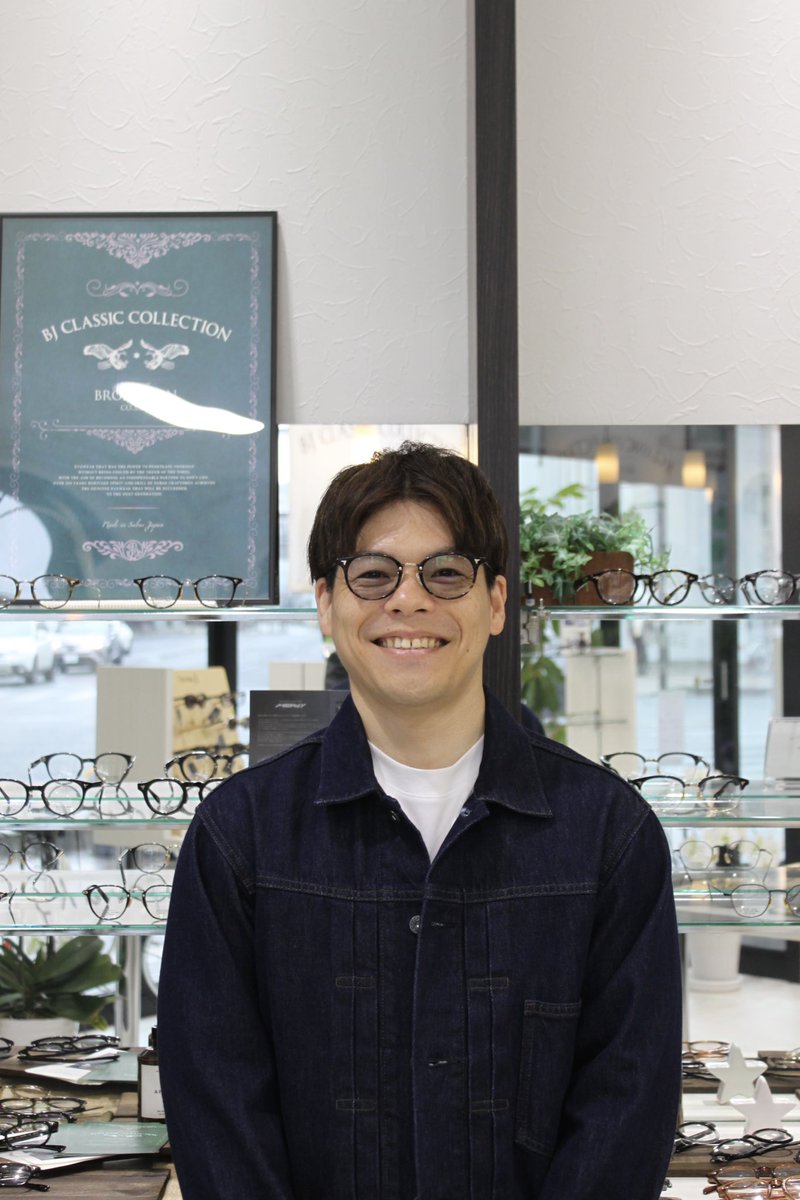 mchonten's tweet photo. #岩手ビッグブルズ

佐々木佳都樹ストレングスコーチ

#BJCLASSICCOLLECTION

model:COM-510NET
color:30-1

レンズに薄いカラーを入れて作っていただきました✨
たくさん使ってくださいね♪ https://t.co/bA2DJua9Xt