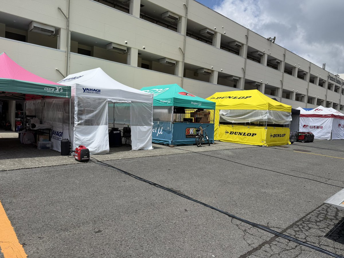 SANYO_HDP's tweet photo. 今週は大分
オートポリスへ🏍️

HDP技術開発   髙田

#HDP断熱
#HDP放熱
#全日本ロードレース
#オートポリス
#YAHAGI Racing team https://t.co/HTNIpkA0at