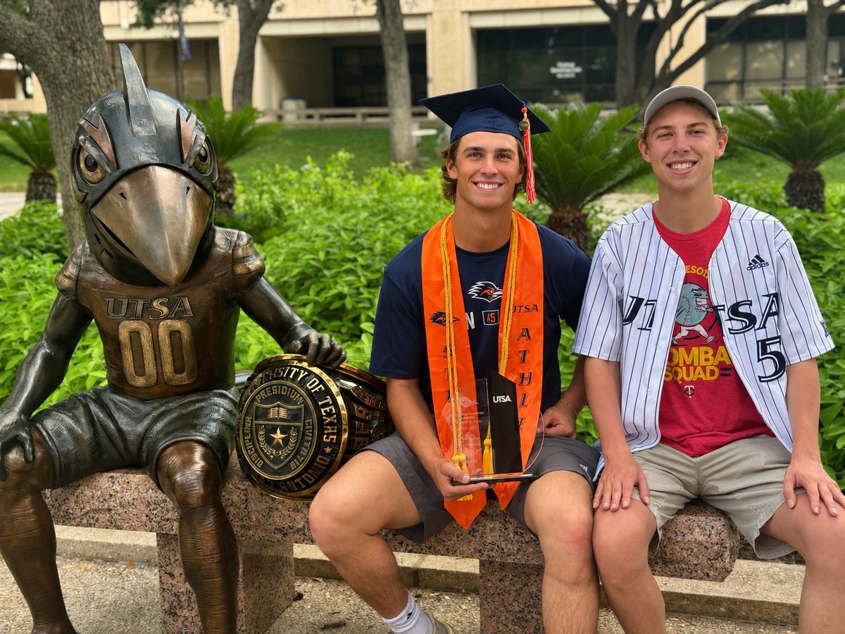 RissEKUParmer's tweet photo. ๐We are blessed we have 2 sons that even though they have taken completely different paths, theyโre always ๐ฏ there for each other.
โพ๏ธ๐ฐ๐ฐ๏ธ๐#AerospaceEngineer #ERAUAlum #UKGradSchool #BusinessFinance #UTSABaseball #UTSAAlum https://t.co/xWol3pfE3e