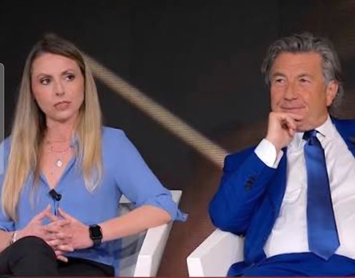 to_scorpio's tweet photo. #DeRenzis 'Io e l'avvocato #Bocellari non apriamo bocca x quello che riguarda Sempio, ma sono stanco, siamo stanchi, della disinformazione ampiamente superata e sgretolata, che riguarda Stasi, non lo permetto più!
#Garlasco https://t.co/gLT3i4ejdx