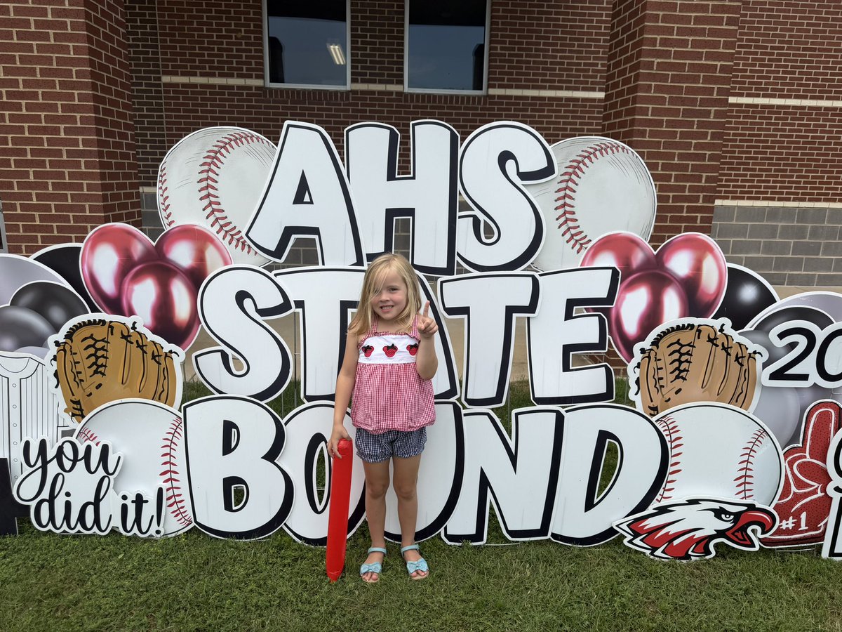 jsutton_button's tweet photo. Good luck to the 24! We are all rootin’ for you! Go, get’em! ❤️⚾️😀🦅 https://t.co/MTkkewCxFi