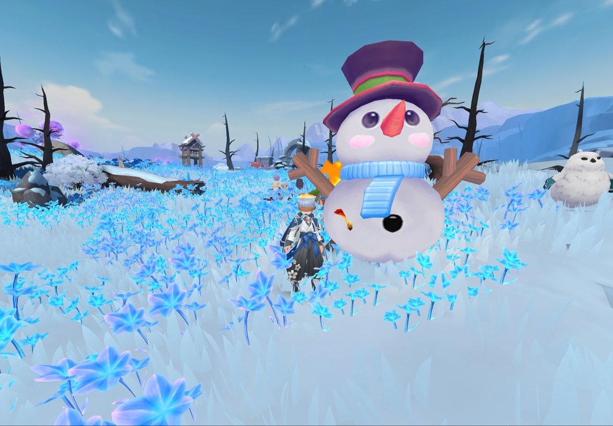 雪だるま☃️ 6があった〜 どなたかが作ったあとの雪だるまがあった