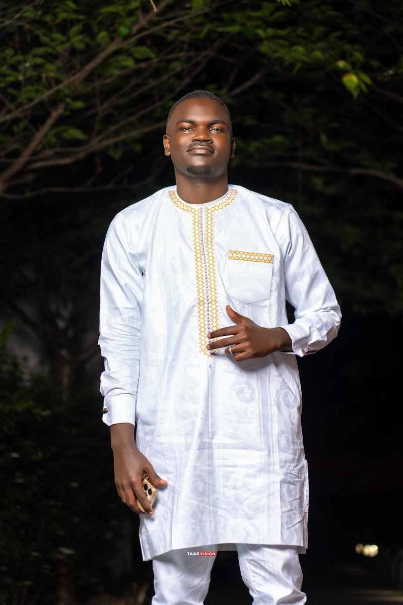 ModouBoy_'s tweet photo. Eid Mubarak 🌙✨
May this Eid ul Adha bring peace, happiness, endless blessings, and beautiful moments with family and loved ones.  
#sunjTobaski220 
#Gambia
#EidMubarak2026 
#eidahha https://t.co/UUmI7Aihes