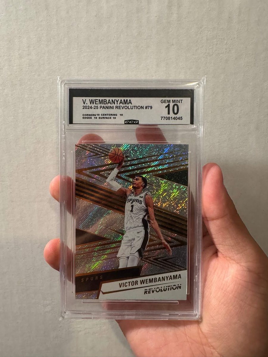 PuppiesDob79723's tweet photo. Lot of Wemby Slabs

$300 for all 3! https://t.co/gQEb83e4vE