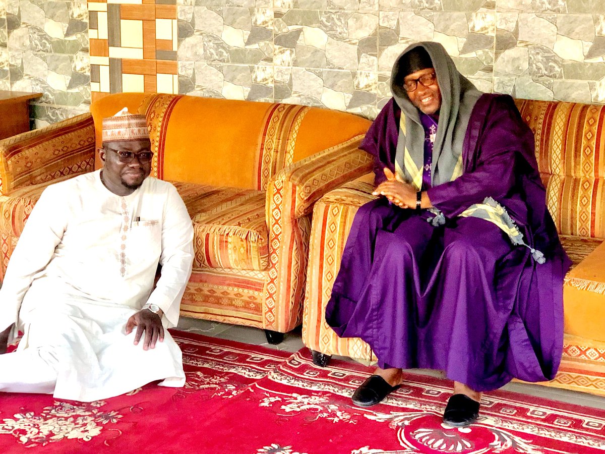 ProfAAKana's tweet photo. #PhotoNews 
My elder brothers and I were privileged to host the Abaga of Toni, Head of the Emirates Council of Kokona Local Government, at our residence. 

We extend our gratitude to His Highness for gracing our home with an esteemed visit in May. https://t.co/1wfd5zmGnO