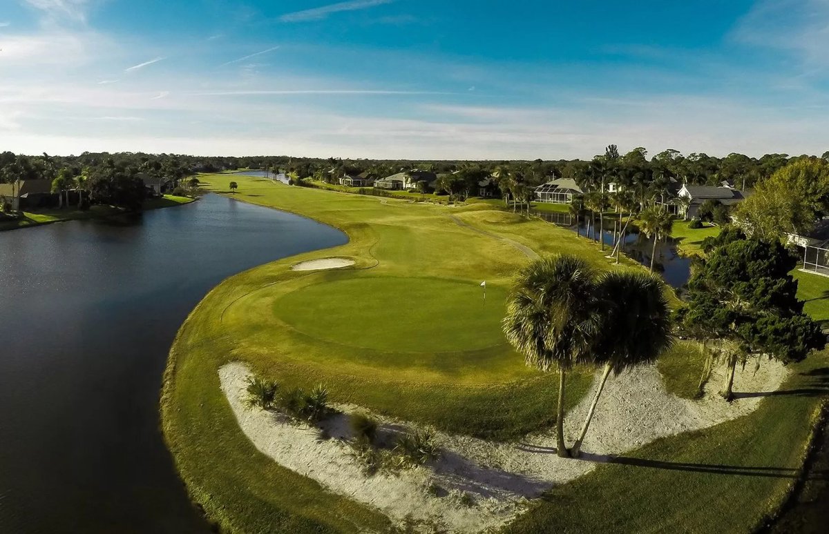 golfnow's tweet photo. Wetland fairways. Hardwood forests. Only on the Space Coast. 🚀

⛳ 18 holes | Par 72 | 6,636 yards
📍 Space Coast Golf Club | Merritt Island, FL

Book now: https://t.co/SzjLJXM5IW
.
.
.
#golfnow #goplay https://t.co/YfIWH1Jo2E