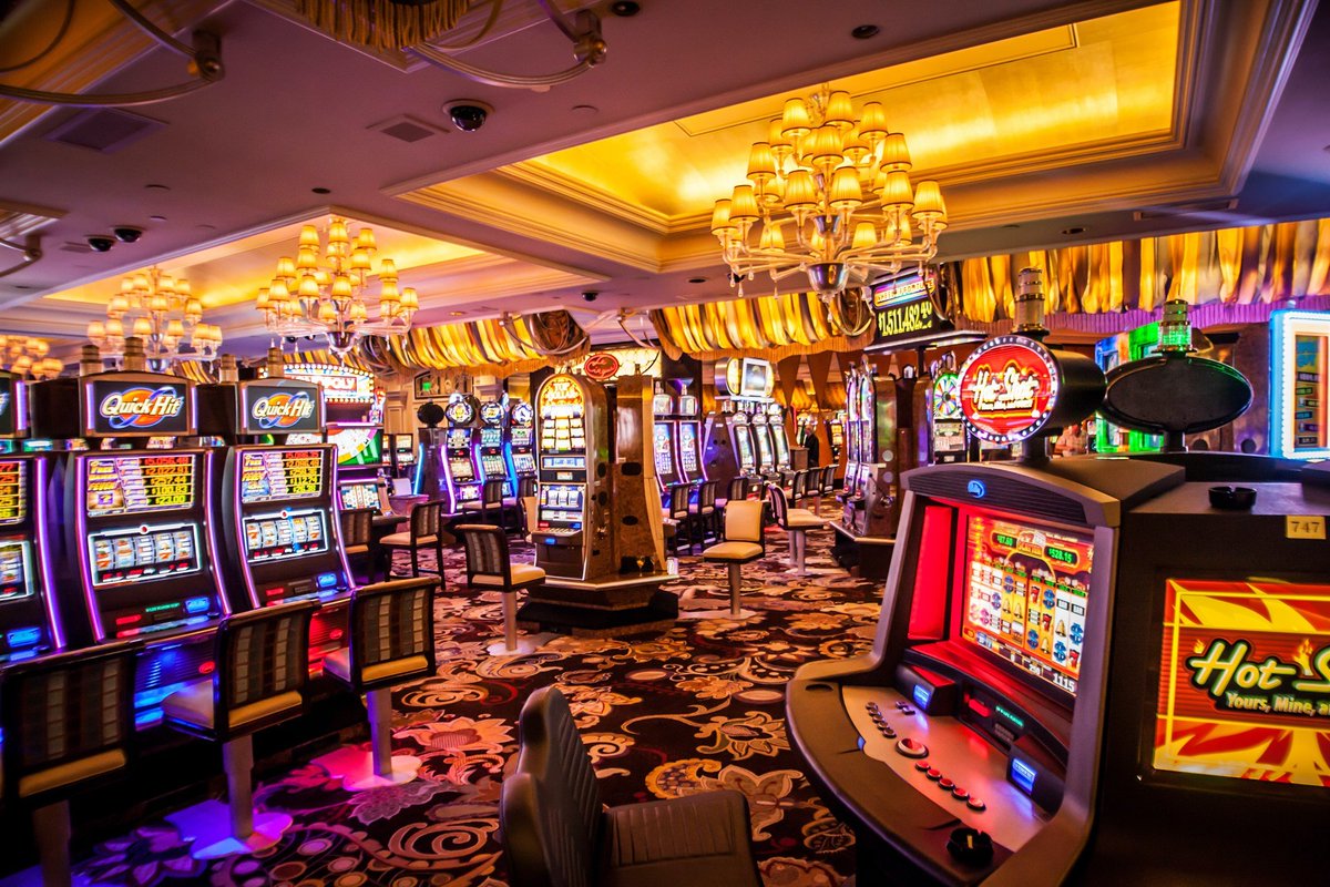 chudfiles's tweet photo. Just arrived in Vegas, This Place looks nice . https://t.co/iGjtduqWzw