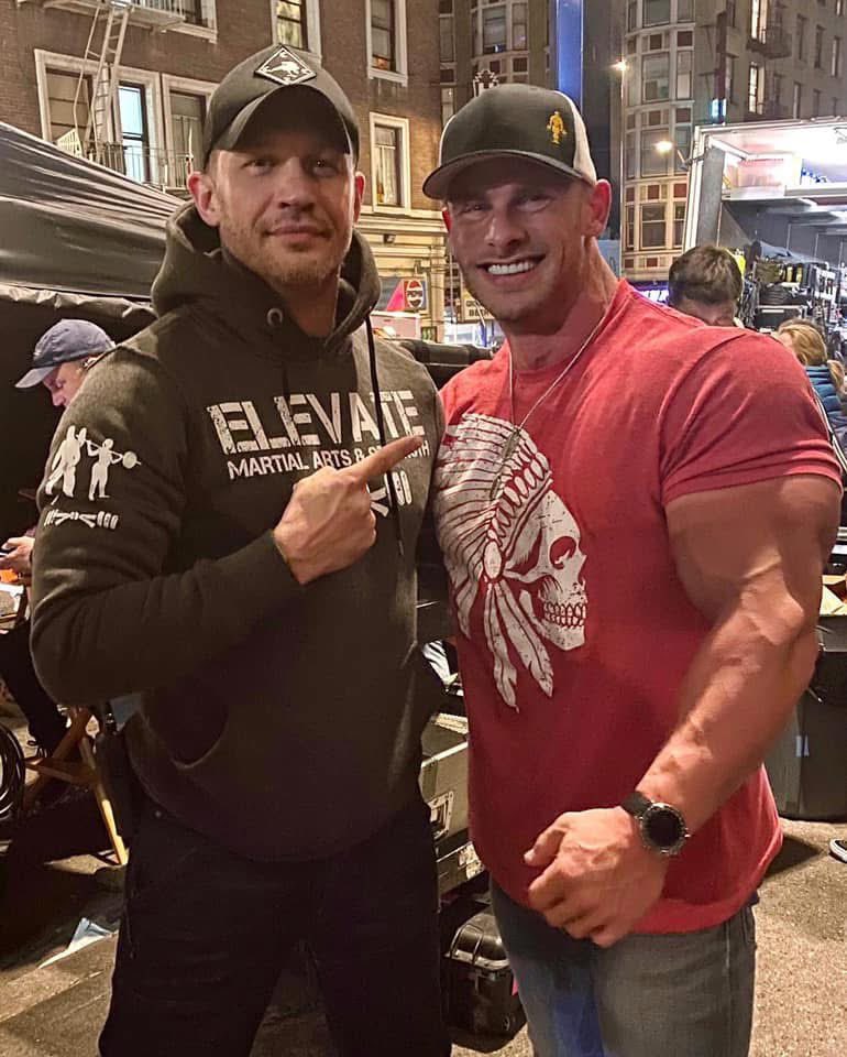 Joey Swoll tweet media