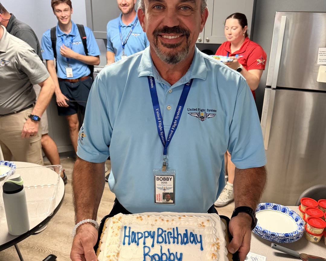 fly2UFS's tweet photo. Happy Birthday to our own Bobby Doss! 🎂✈️ He may not be 19 anymore, but N1919U is all his when the students aren't in it. Here's to clear skies ahead! #HBD #UnitedFlightSystems #Fly2UFS https://t.co/YdvM91o0Of