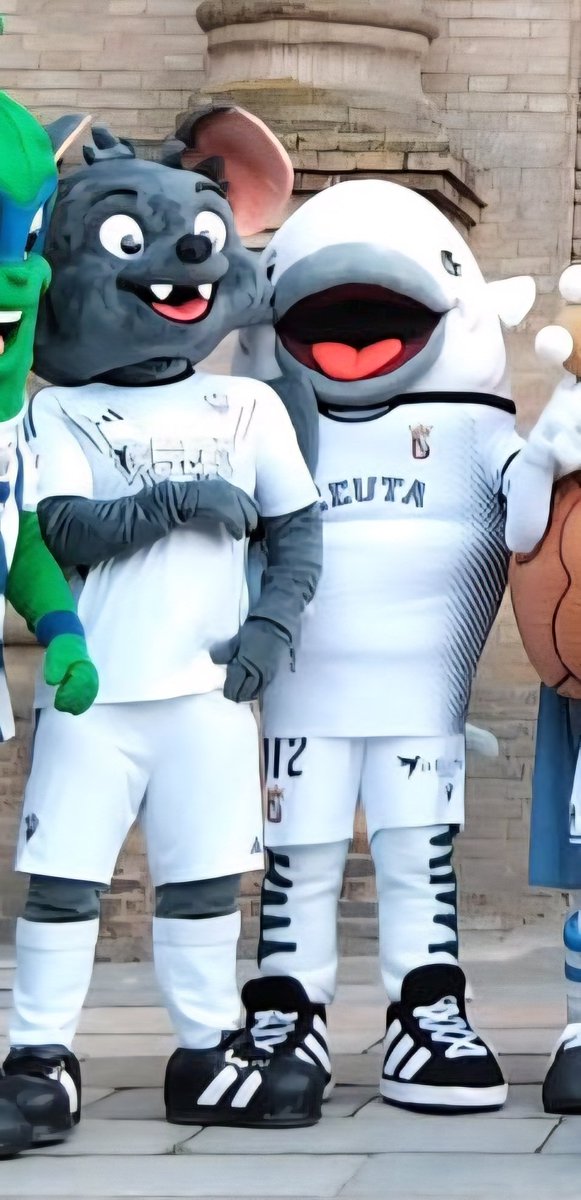 Caballati_Ceuta's tweet photo. ¡Hola, @AlbaceteBPSAD! Tengo muchas ganas de volver a ver a mis amigos Samu y Quecete. Haz realidad un reencuentro en el #Murube para terminar la temporada ☺️🙏
#ADCeutaFCAlbacete
#SiempreADCeutaFC 🤍🖤
#CaballatiQuecete 🐟🤝🦇 https://t.co/REU4sY0YoL