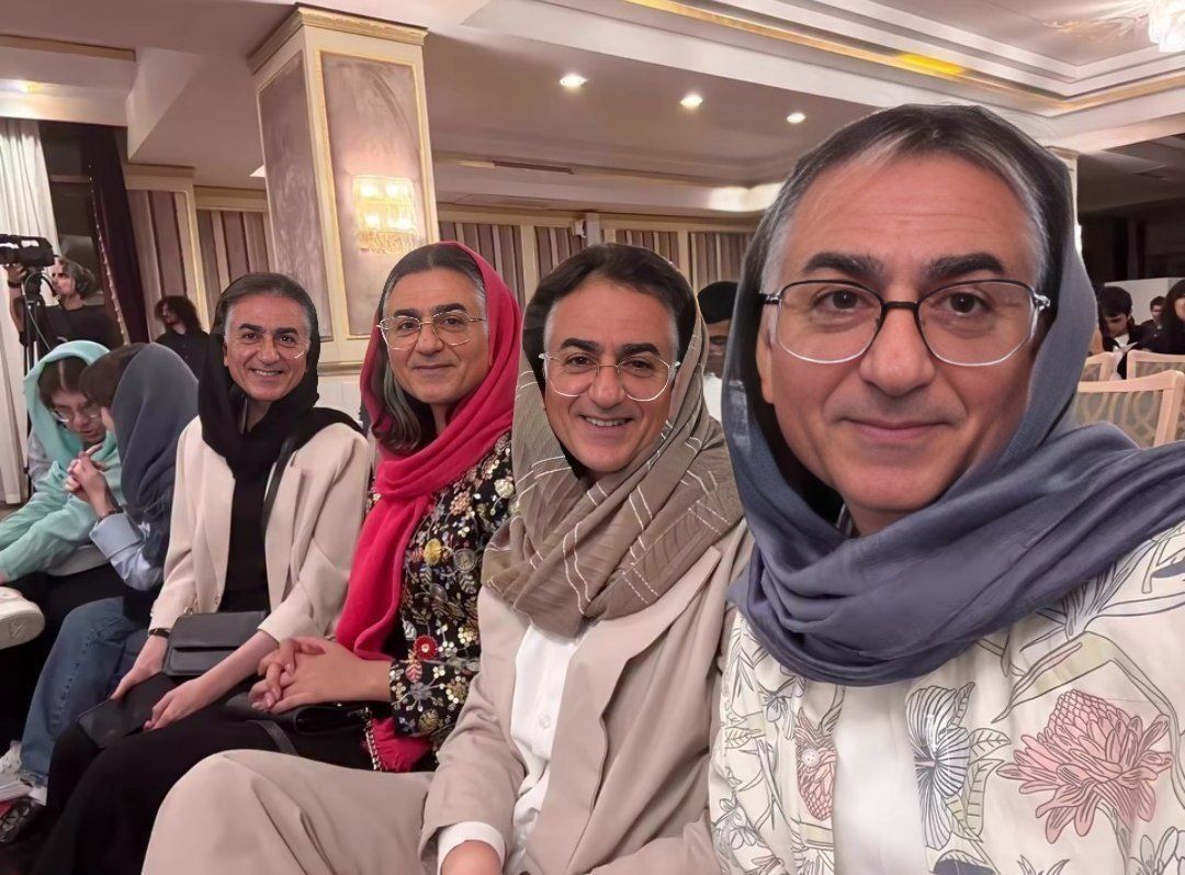 دینا tweet media