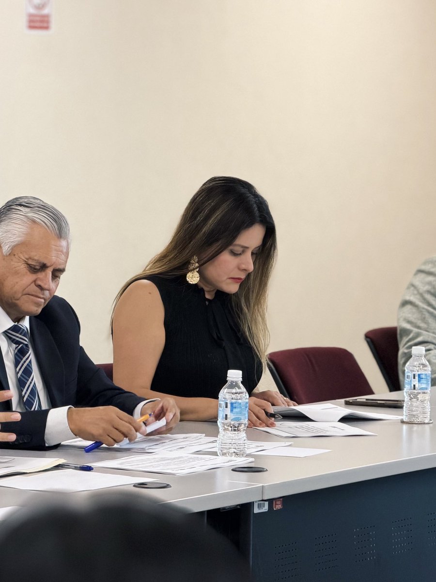 ifdppuebla's tweet photo. La Mtra. Mónica Vázquez, asesora jurídica del IFDP, participó en el Tercer Conversatorio de Operadores del Sistema Integral de Justicia en Adolescentes 2026, fortaleciendo el diálogo y la atención con enfoque de derechos humanos. ⚖️

#IFDP #LaCasaQueTeDefiende https://t.co/WDQ84vBZqT