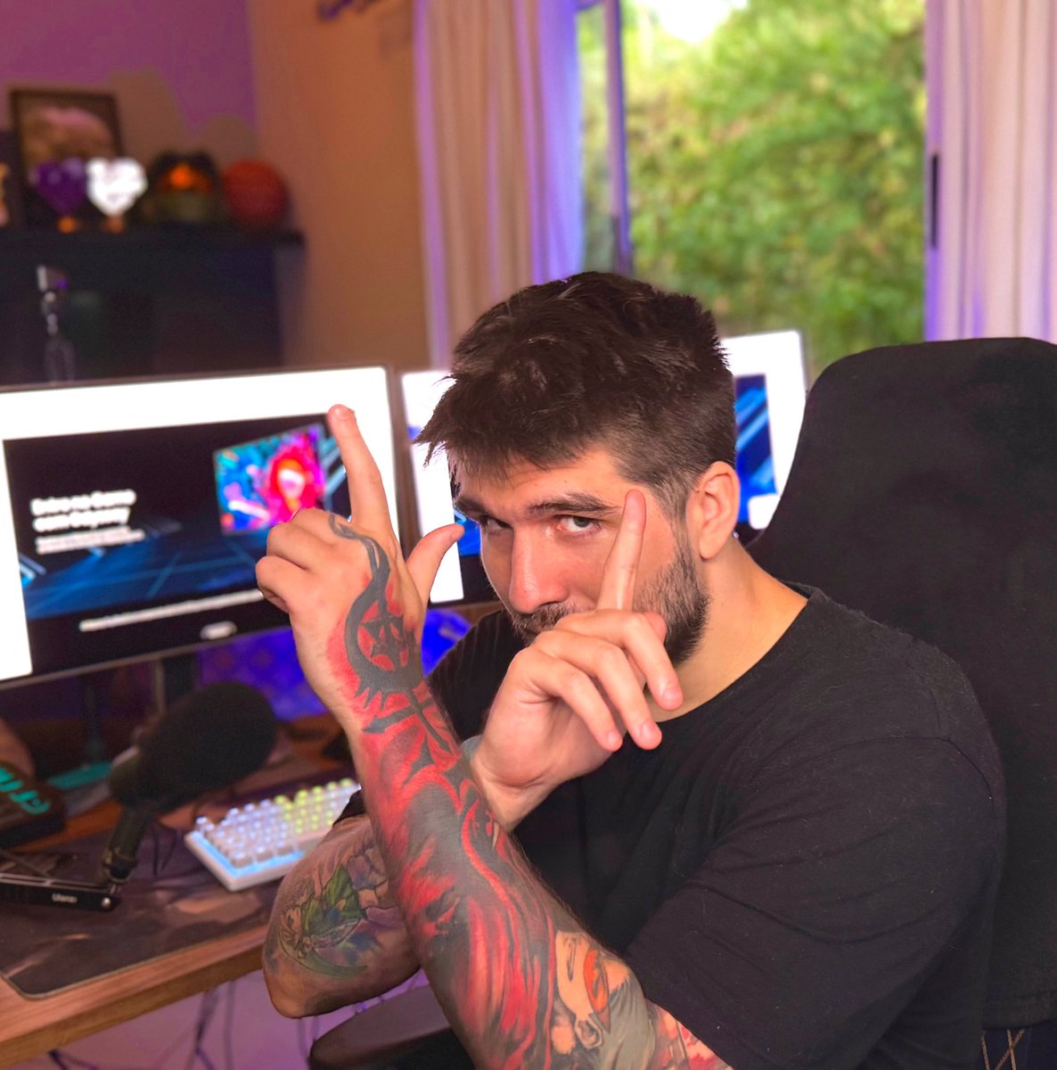 Rakin's tweet photo. Família, tá chegandooo!

30 de maio é a data da grande final da #OdysseyCup da @SamsungBrasil, e eu tô ansioso pra ver qual time vai levar esse troféu pra casa.

A disputa tá insana demais!

#SamsungÉGame #EntreNoGameComOdyssey #Odyssey *publicidade https://t.co/S1Ya5IyGHT