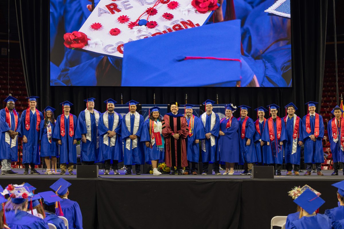mesacc's tweet photo. This #Thorsday, we’re celebrating the journeys, challenges and accomplishments that brought our Thunderbirds to the stage. From long study nights to exciting next steps, every graduate’s path is uniquely their own.

Congratulations to the MCC Class of 2026.

#MesaCC https://t.co/reIyjPi1CA
