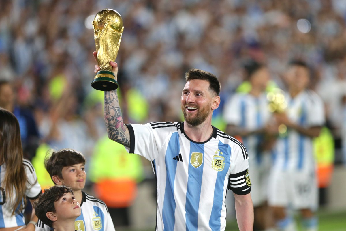 JacobsBen's tweet photo. Lionel Messi confirmed as part of Argentina's World Cup squad. His final World Cup.🇦🇷 https://t.co/Qqolp3CdMH