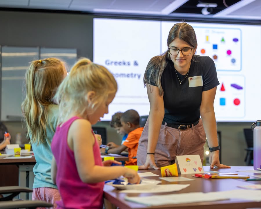 ORISEconnect's tweet photo. ➡️ Register TODAY for FREE summer #STEM academies for K-12 students! LEARN MORE or REGISTER TODAY: https://t.co/c6JmXLs29d
#ShapingScience https://t.co/g89lYx7lHw