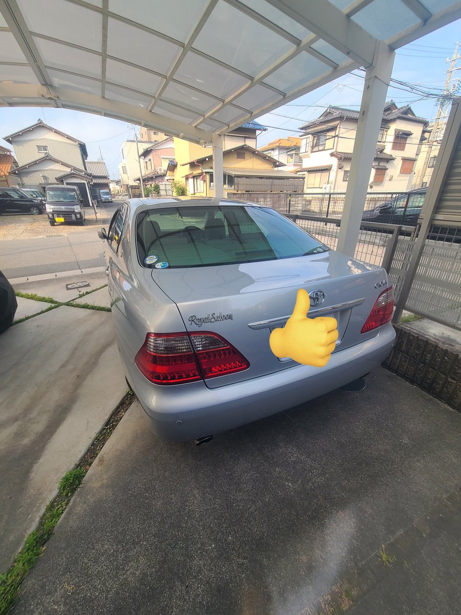 hokurikubin8103's tweet photo. そういえば、家の息子さん、旧車好きのDNAを引き継いだのかクラウンを友人の口利きで譲ってもらったみたい。
車庫保管、ワンオーナー
えって言うお値打ち価格。
この型カッコいいじゃない🍀😌🍀
#ヴィンテージナイト https://t.co/w5cWLcu6Nm