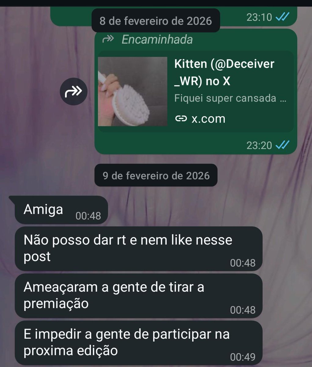 transparencyes0's tweet photo. 🧵 Relatos envolvendo pressão e intimidação direcionadas a participantes do campeonato.

Segundo jogadoras da comunidade, algumas participantes teriam sido desencorajadas a comentar publicamente sobre problemas ocorridos durante o evento.

Recebendo ameaças de processo jurídico, remoção do direito ao prêmio conquistado e exclusão de eventos da comunidade.

De acordo com os relatos, houve situações em que jogadoras se sentiram pressionadas a permanecer em silêncio, inclusive em relação ao uso de redes sociais para comentar experiências negativas envolvendo o campeonato.