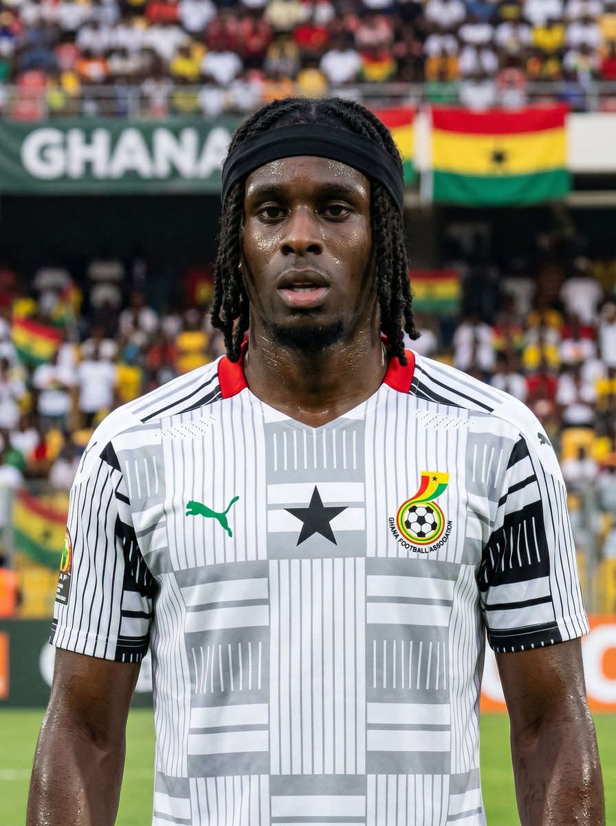justenock's tweet photo. 𝗛𝗘 𝗖𝗛𝗢𝗦𝗘 𝗛𝗢𝗟𝗟𝗔𝗡𝗗 𝗢𝗩𝗘𝗥 𝗚𝗛𝗔𝗡𝗔… 𝗡𝗢𝗪 𝗛𝗘 𝗪𝗜𝗟𝗟 𝗪𝗔𝗧𝗖𝗛 𝗧𝗛𝗘 𝟮𝟬𝟮𝟲 𝗪𝗢𝗥𝗟𝗗 𝗖𝗨𝗣 𝗙𝗥𝗢𝗠 𝗛𝗢𝗠𝗘 💔🇬🇭🇳🇱

Jeremie Frimpong’s life story is one of sacrifice, struggle and impossible choices.

Born in Amsterdam to Ghanaian parents, his family moved to England when he was still a child searching for a better life. They settled in Manchester and life was not easy at all.

His mother reportedly struggled to raise the family, sometimes depending on food banks just to survive. While other children were playing freely, young Frimpong was chasing football with everything he had because he knew it could change his family’s future.

And it did.

Manchester City discovered him at just 9 years old. He worked tirelessly through the academy system, carrying the dreams of a migrant Ghanaian family on his shoulders.

But Manchester City never gave him the breakthrough he wanted.

So he took a risk.

He left for Celtic in Scotland, hungry for opportunity, hungry to prove himself. That gamble changed his life forever. His explosive pace, fearless dribbling and infectious smile made him one of Europe’s most exciting players.

Then came Bayer Leverkusen.
Then came trophies.
Then came global recognition.

But during all that rise, one question followed him everywhere:

“Will he play for Ghana?”

Ghana wanted him.
Ghanaians saw him as one of their own.
A son of the soil raised abroad.

But Frimpong chose the Netherlands instead.

Maybe it was loyalty to his birthplace.
Maybe it was the dream of playing for a European giant.
Maybe he believed his future would be bigger there.

Today, he has 15 caps for the Netherlands, meaning he can no longer switch to Ghana under FIFA rules.

And now comes the painful twist.

The Netherlands have reportedly left him out of their squad plans for the 2026 World Cup.

The same Ghana he turned down could have embraced him completely.
The same Ghanaian fans who wanted him would have celebrated him like a king.

Now he stands in between two worlds:
Unable to return to Ghana…
And unwanted by the country he chose.

Football can be beautiful.
Football can also be cruel.
