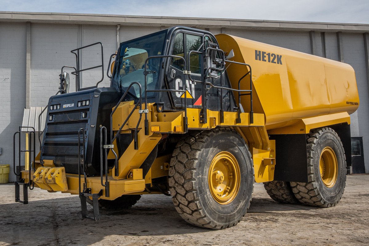 EquipmentHubPL's tweet photo. *FOR SALE* 2014 Caterpillar CAT 773G Water Truck *FOR SALE*

Make: Caterpillar
Model: 773G
Year: 2014

Location: United States of America

*Finance Options Available!*

Interested? Contact Us!
Email: info@equipmenthub.net / terry@equipmenthub.net
Ph: 1300 637 455 / 0407 826 159 https://t.co/CUBDjaJbxH