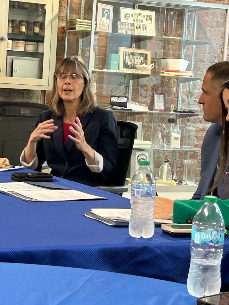 JoeDeFeliceHUD's tweet photo. We ended our day in Coatesville where we listened to local/state leaders, developers, businesses &amp; residents on what is impacting affordability at the local level &amp; how they can leverage federal opportunity zones to the City’s advantage. Thank you to Susan Springsteen for hosting https://t.co/FgYgPkFCtG