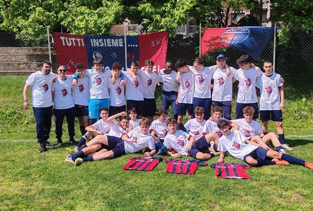 ScCaronnese's tweet photo. GIOVANISSIMI ROSSOBLU UNDER 15, FINALMENTE REGIONALI!!
Per la squadra di Mister Canio spirito di squadra, impegno e maturità messi in campo giorno dopo giorno … e i risultati sono arrivati con grande soddisfazione di tutti
https://t.co/L82EJtXFN5 https://t.co/ib2VKI4kU4