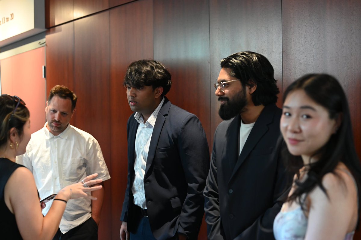 sid_srk's tweet photo. "Knowledge lies with the builders, not the buildings" 

Big shoutout to @jiamixue @_benjaminparry , @mattyj612 and the rest of the team for organizing such an incredible event last night! https://t.co/mCKoPjk0jr