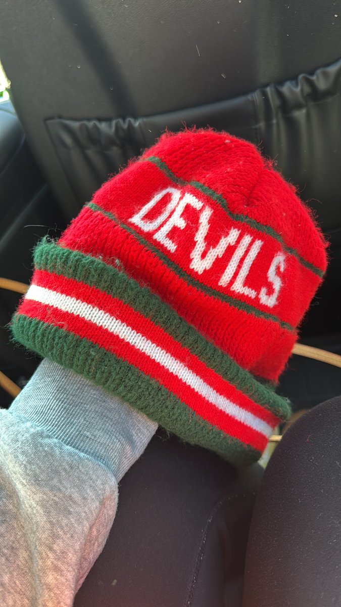 Its_Probs_Laura's tweet photo. Going to one of those dead/paranormal people in a group setting. Idk how much I believe in it, but I brought my papa joes hat just in case. Maybe he will tell me the Devils will win a couple of cups soon. https://t.co/Q89aSFmSrp