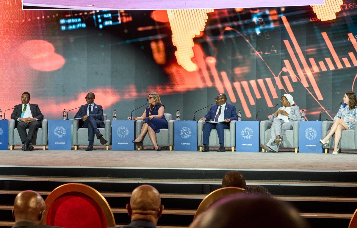 unfpachief's tweet photo. Africa's most strategic asset is its people.

This week, I joined @AfDB_Group governors for a dialogue on how Africa can mobilize &amp; deploy financing for sustainable development.

My message: Africa’s development financing must place people at its centre, especially women &amp; youth. https://t.co/HrFRebB2Rt