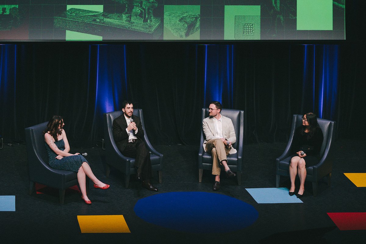 sid_srk's tweet photo. "Knowledge lies with the builders, not the buildings" 

Big shoutout to @jiamixue @_benjaminparry , @mattyj612 and the rest of the team for organizing such an incredible event last night! https://t.co/mCKoPjk0jr