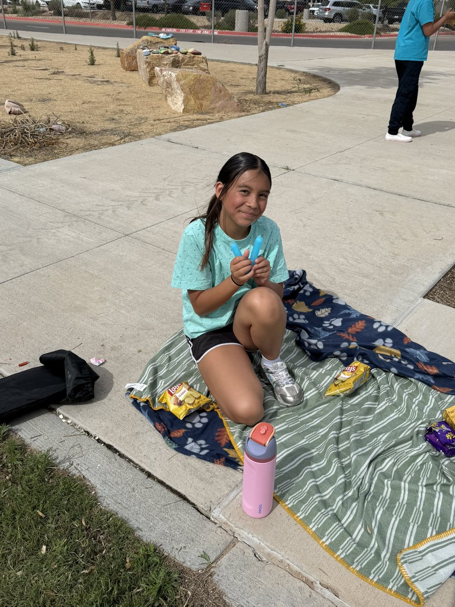 SRobinson_CTES's tweet photo. More kickball fun! #CTEHeartAtWork❤️ https://t.co/cYEHCKH5tc