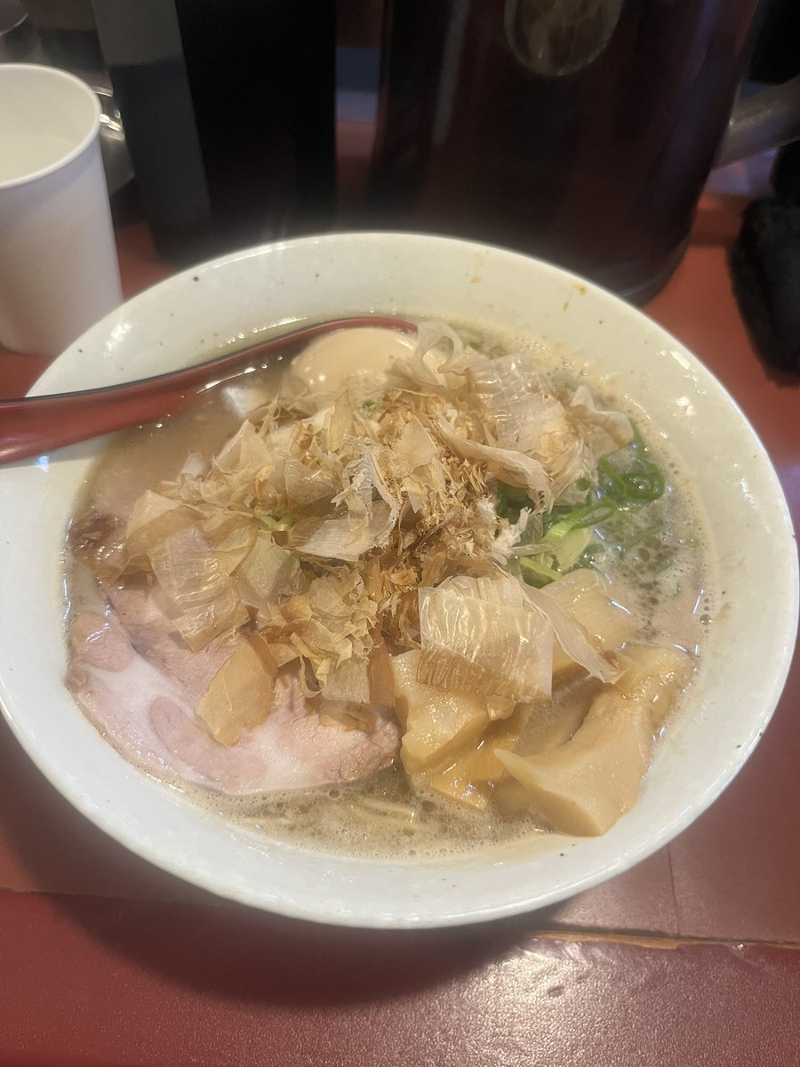 machu_ryou's tweet photo. 今日は仕事休みなので、朝ラー
久しぶりに豚鬼さん
味玉和豚
全然来れてなくて久しぶりだったけど、やっぱり美味しすぎる🤤 https://t.co/ZG7ZaJlohj