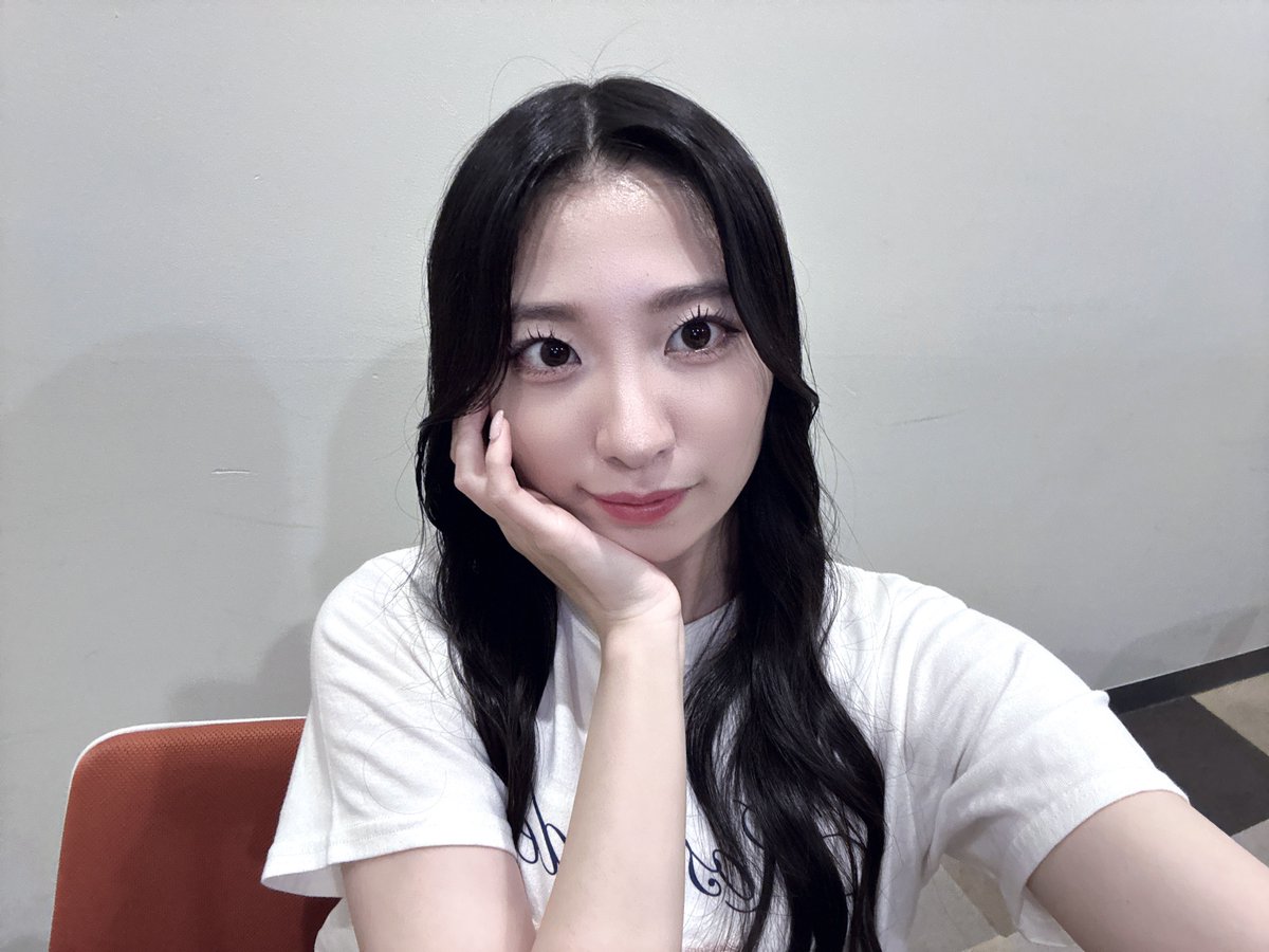 石黒 友月 tweet media
