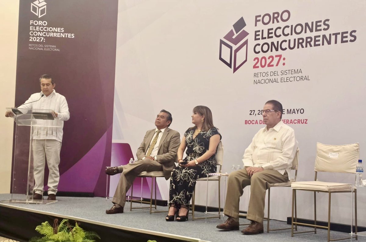 EvaBarrientosZe's tweet photo. Hoy asistí al Foro “Elecciones Concurrentes 2027”, organizado por el @OPLE_Veracruz y el @INEMexico 🗣️🇲🇽

Un espacio clave 🔑 para analizar con visión prospectiva 🔮 los retos que se le presentan al Sistema Electoral Nacional. 🗳️📈 https://t.co/Eqb2hY3eug