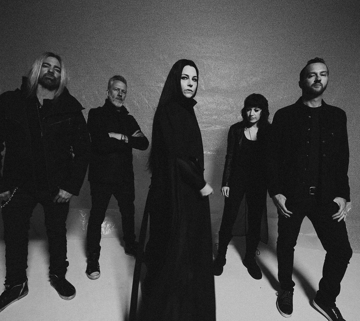emilinh4's tweet photo. sanctuary era https://t.co/mQrqBhqFBR
